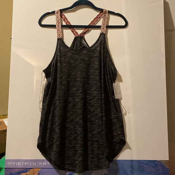 Tank top/hoodie workout bundle - Picture 2 of 9